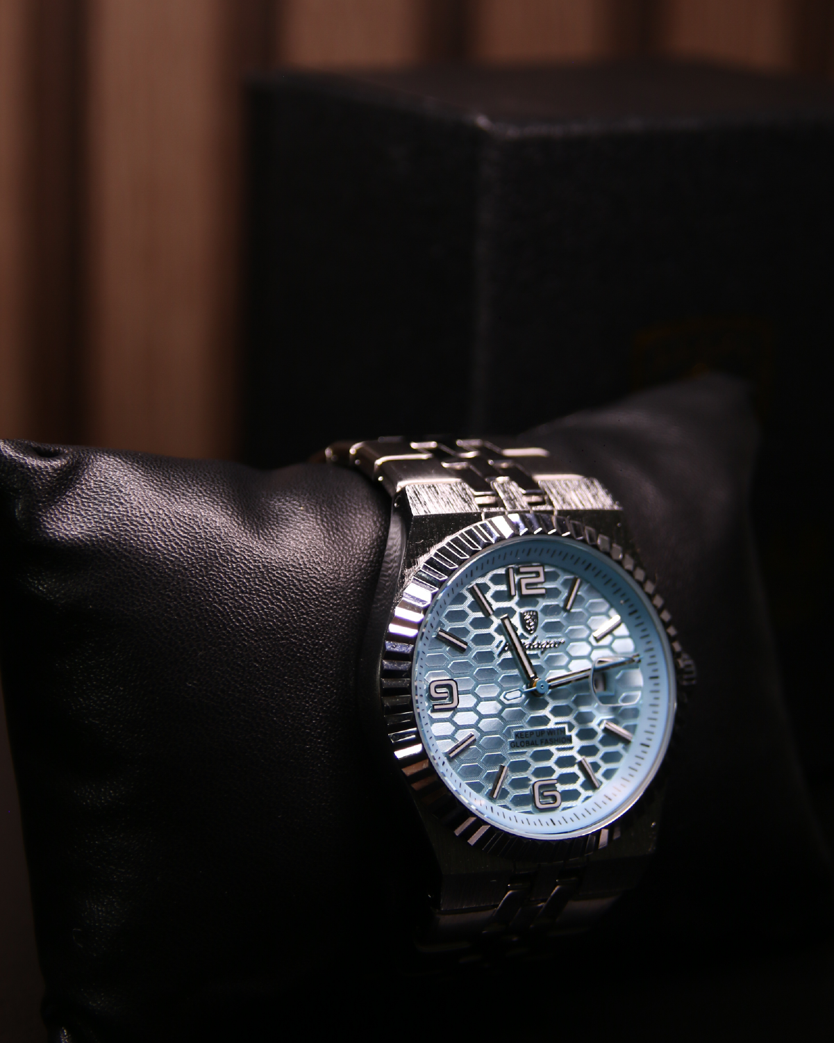 Poedagar Diamond® Watch